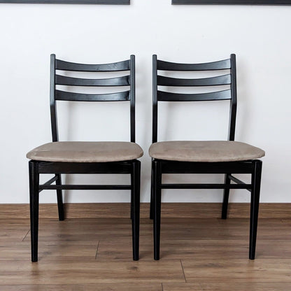 Lot de 4 chaises des années 60