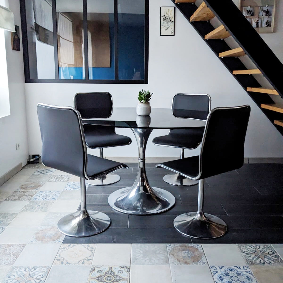 Table Space Age ovale