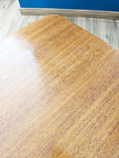 Table basse design mid-century modern scandinave