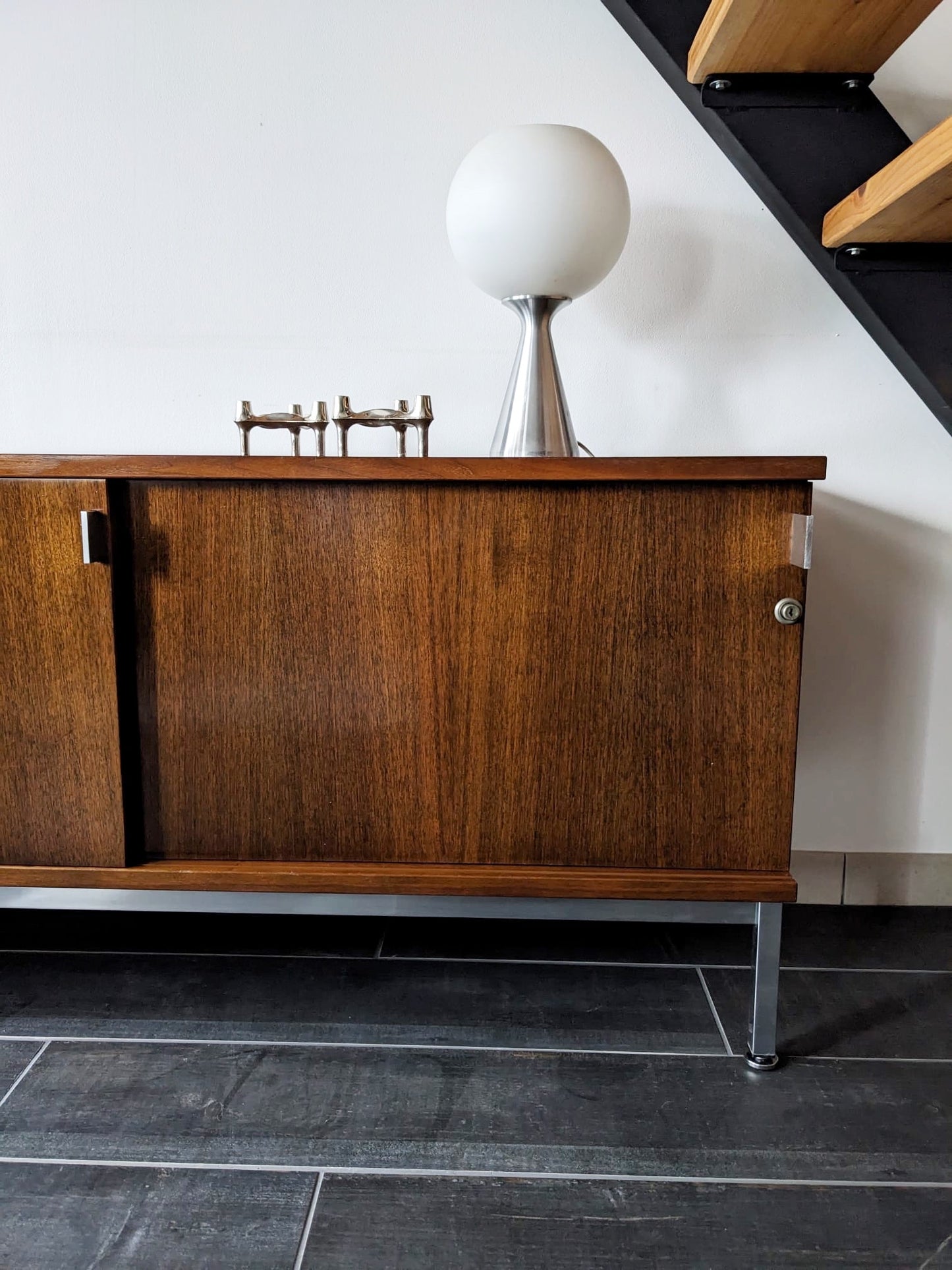 Enfilade Airborne midcentury