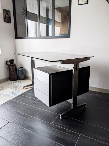 Bureau vintage des années 70