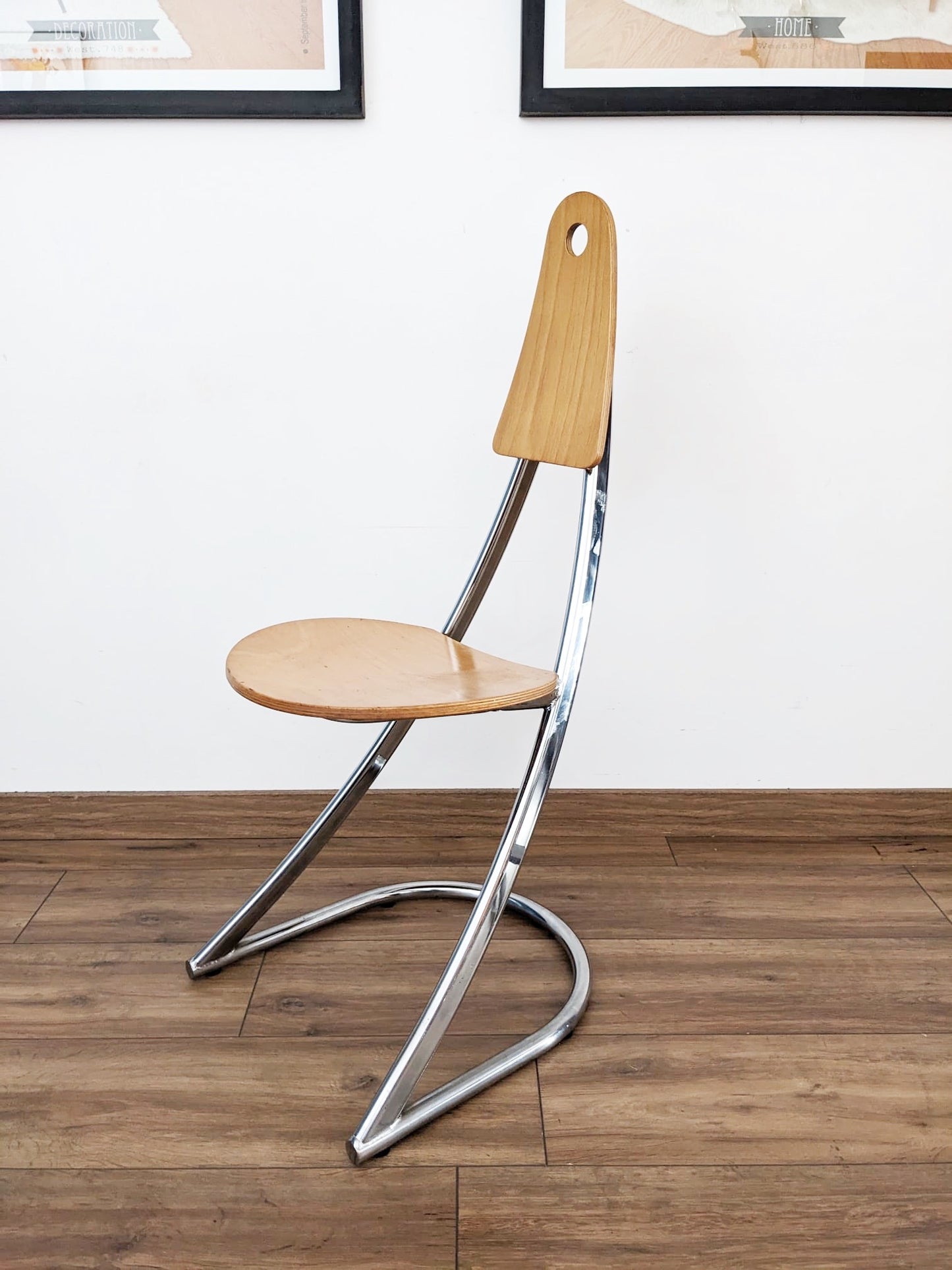 Ensemble table et 4 chaises MIRIMA collection Aria