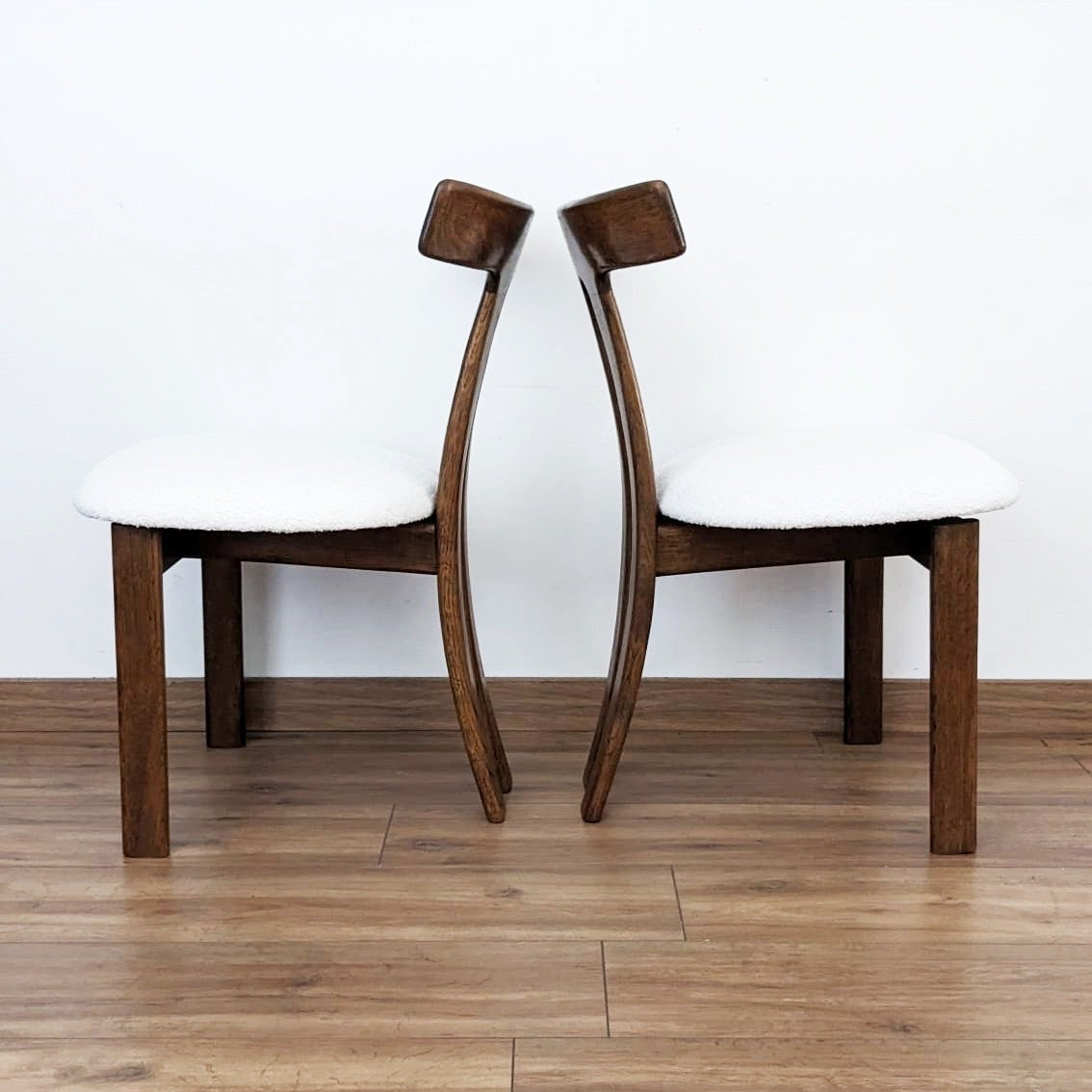6 chaises T design scandinave