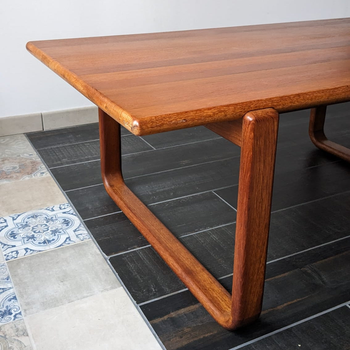 Grande table basse scandinave