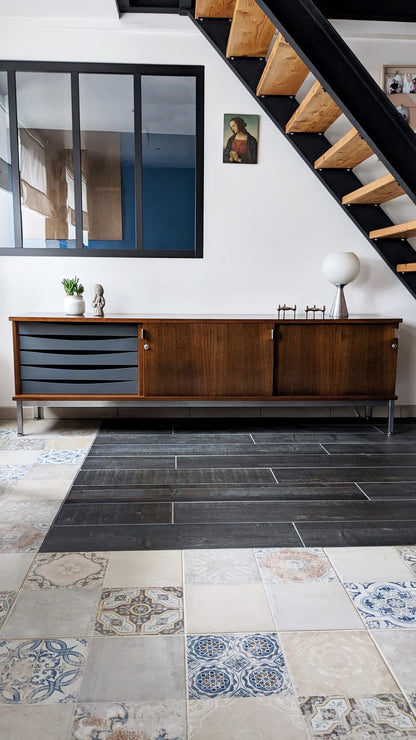 Enfilade Airborne midcentury