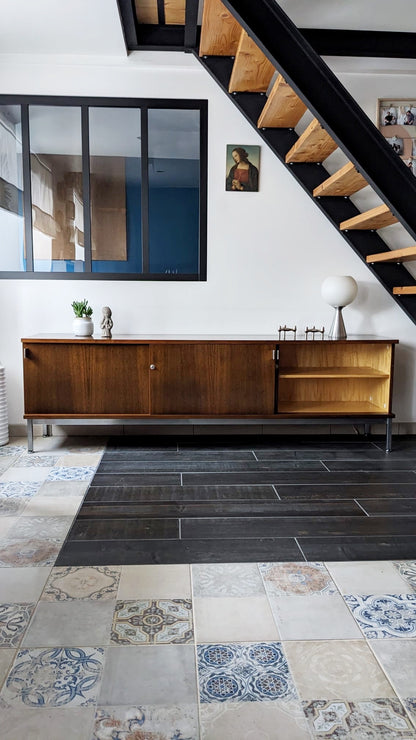 Enfilade Airborne midcentury