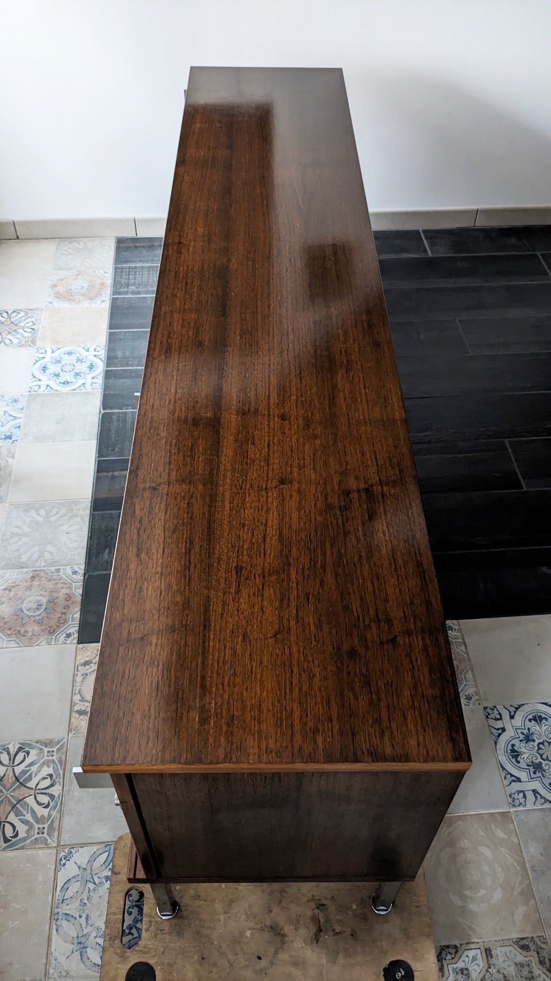 Enfilade Airborne midcentury