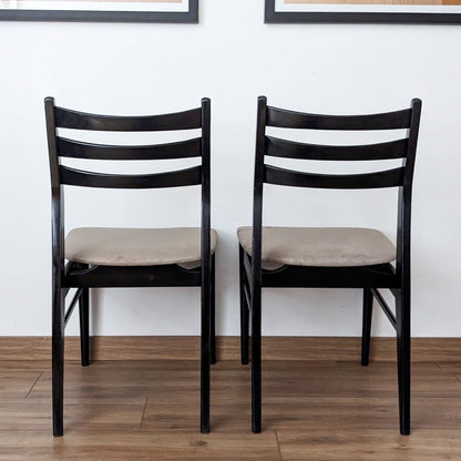 Lot de 4 chaises des années 60