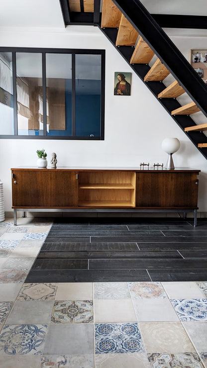 Enfilade Airborne midcentury