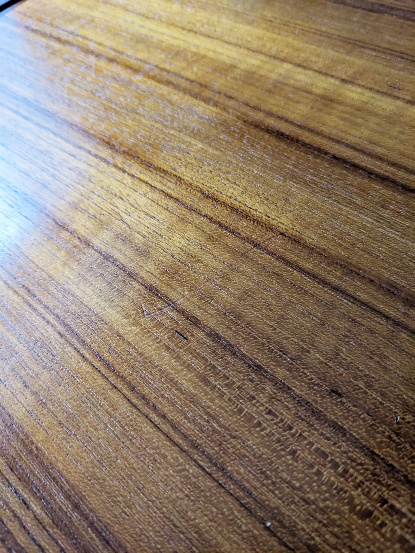 Table de salle à manger scandinave