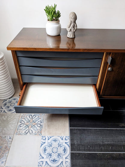 Enfilade Airborne midcentury