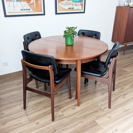 Table design scandinave