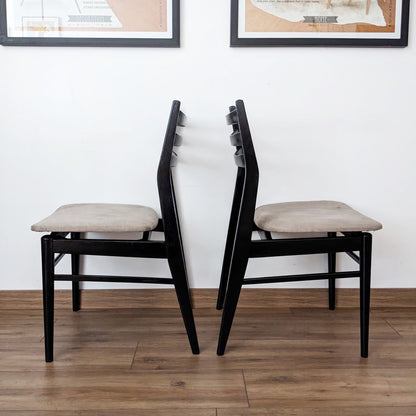 Lot de 4 chaises des années 60