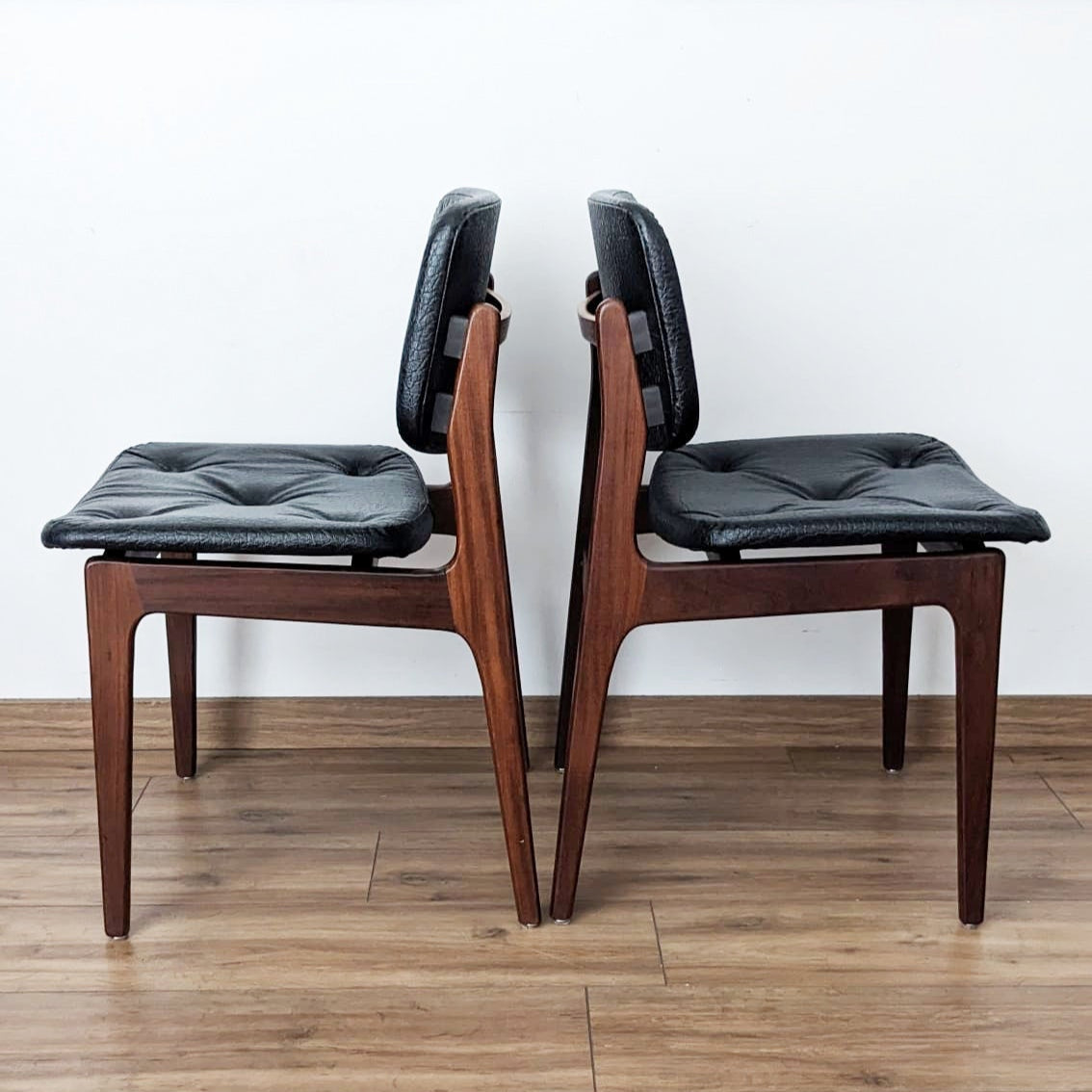 6 chaises des années 70