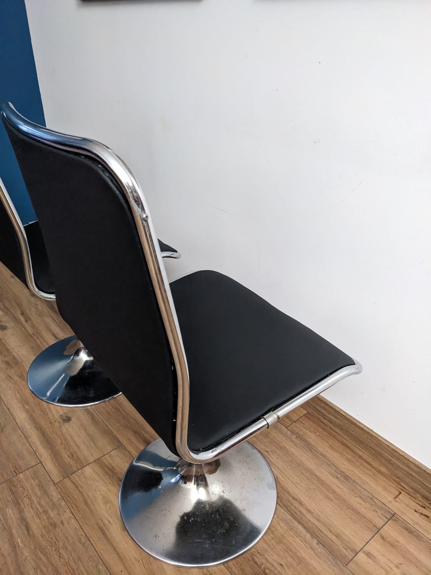 Lot de 4 chaises des années 70