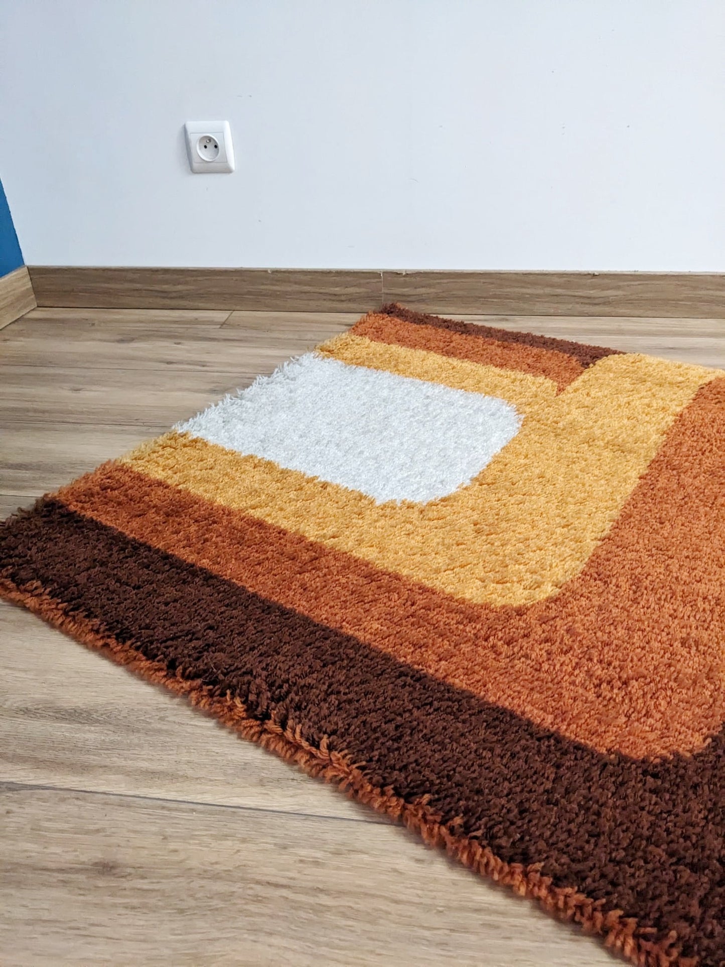 Tapis orange vintage des années 70