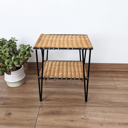 Table d'appoint vintage en rotin
