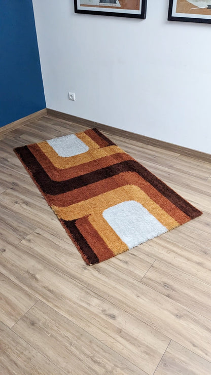 Tapis orange vintage des années 70