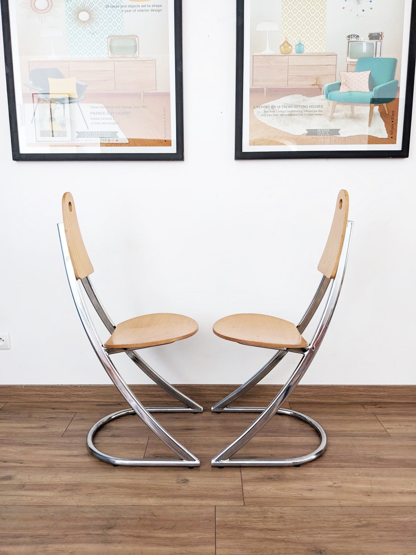 Ensemble table et 4 chaises MIRIMA collection Aria